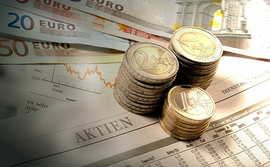 鲍威尔:美联储正裁员10%